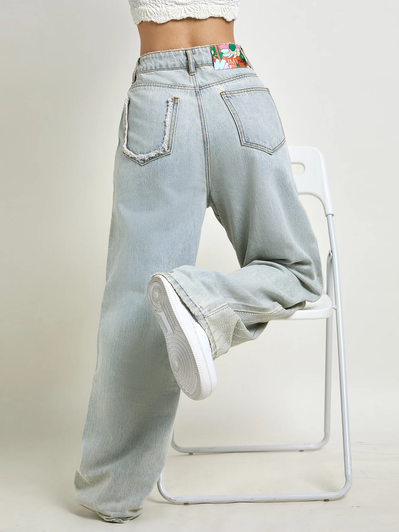 Women's light blue straight jeans - Image 4