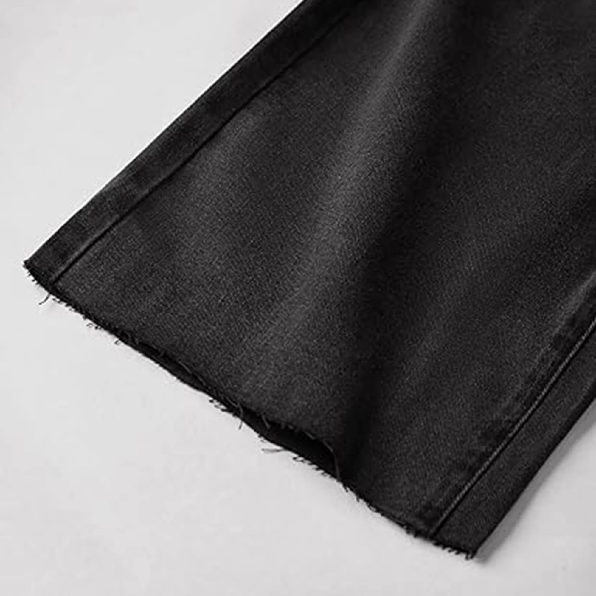 Y2K Vintage Slant Pocket Denim Shorts - Image 13