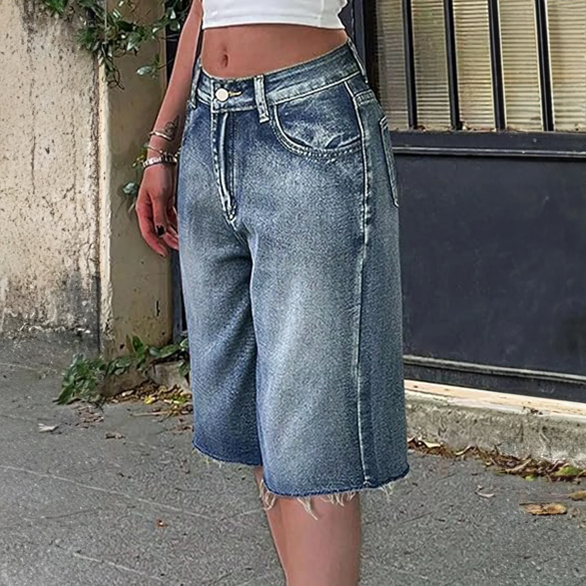 Y2K Vintage Slant Pocket Denim Shorts - Image 17